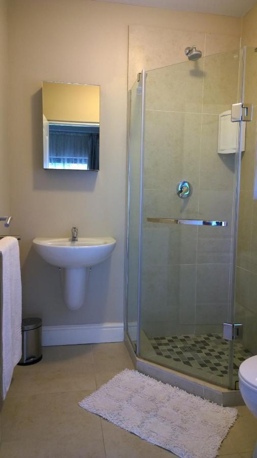 Inverness Manor Cape Town Bagian luar foto